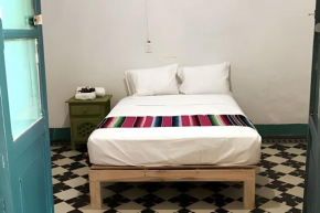 Guadalajara, habitación privada en el corazón del centro historico con areas comunes y baños compartidas